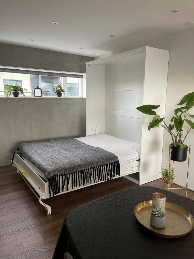 Modern Apartment With City & Oceanside View Τόρσχαβν Εξωτερικό φωτογραφία